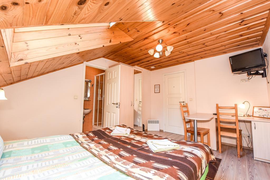 Guest house Camping